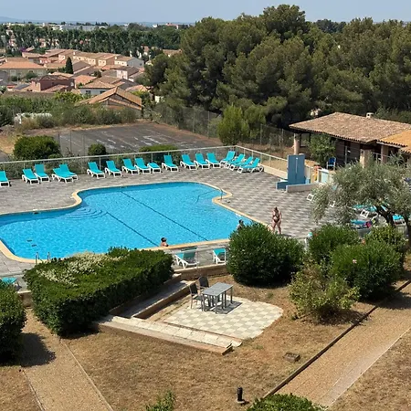 Oasis 34 *